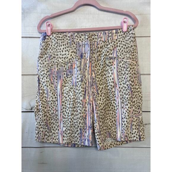 DKNY Golf Shorts Size 10 Animal Print - Picture 1 of 4